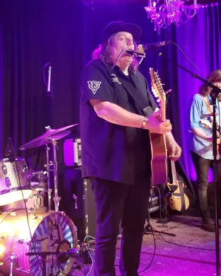 Drivin' N' Cryin' Chattanooga